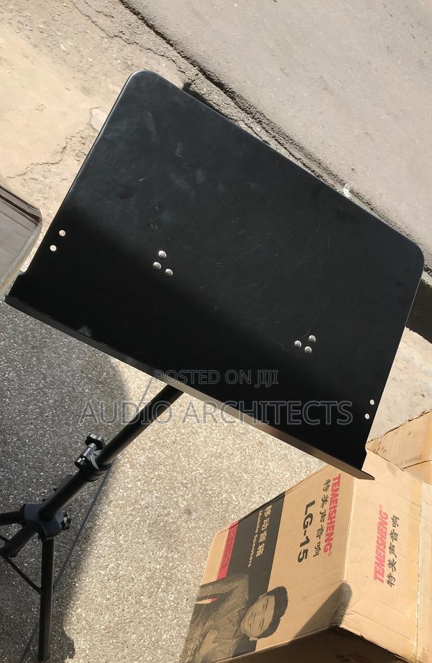 Music Stand · Photo 4