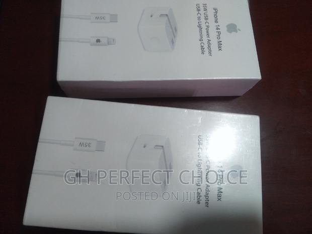 Adepa C iPhone Fast Charger 35wts · Photo 1