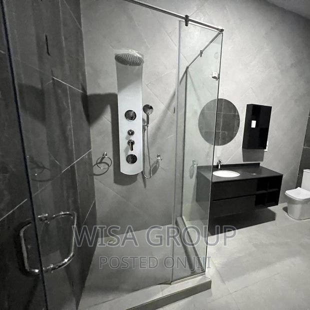 5bdrm Duplex in Wisa Groups, Achimota for sale · Photo 2
