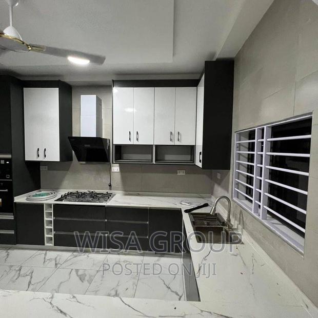 5bdrm Duplex in Wisa Groups, Achimota for sale · Photo 3
