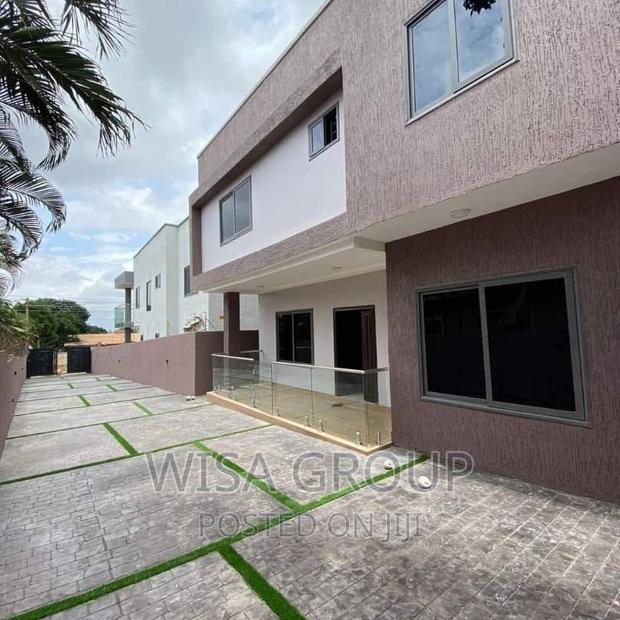 3bdrm Duplex in Wisa Groups, Dome for sale · Photo 1