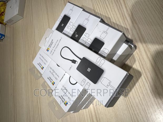 Original Microsoft USB-C Travel Hub · Photo 4