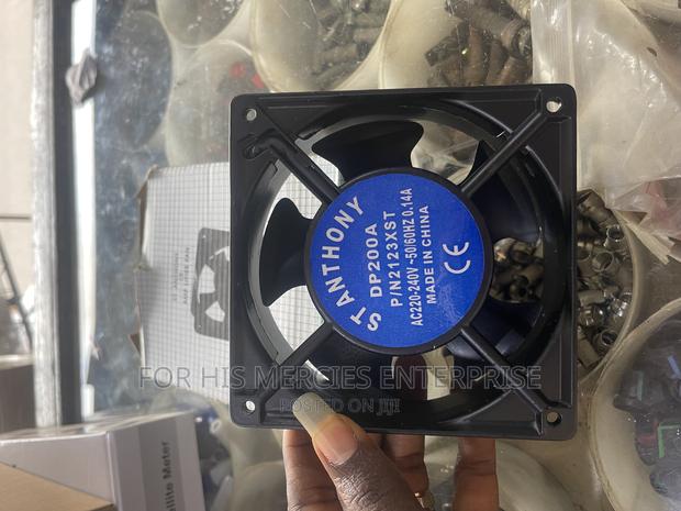Amplifier Fan · Photo 4