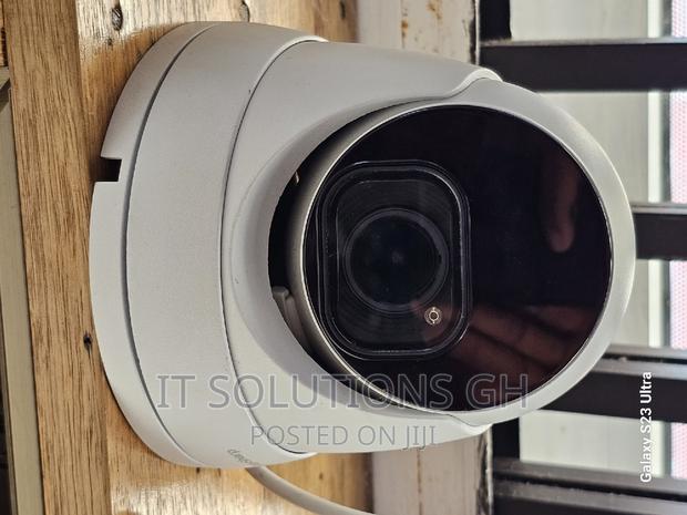 Raysharp 2mp Zoom/Verifocal 10X Zoom Analogue Camera · Photo 2