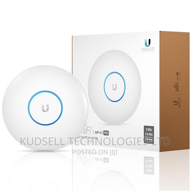 Ubiquiti Unifi UAP-AC-PRO · Photo 2