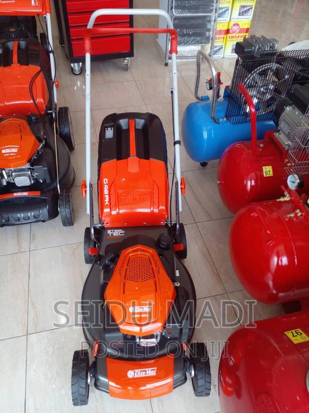 Lawn Mower · Photo 2