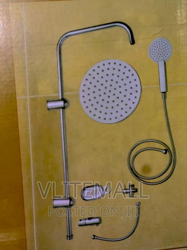Unique Shower Pipe Set With 5 Spray Pattern · Photo 4
