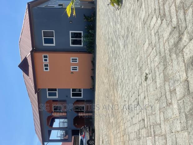 3bdrm Apartment in Sakumono, Spintex for rent · Photo 3