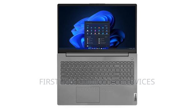 New Laptop Lenovo V15-Iil 4GB Intel Core I3 SSD 256GB · Photo 4
