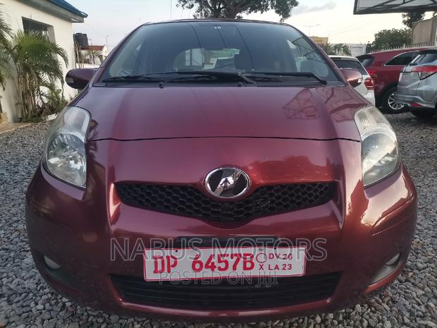 Toyota Vitz 1.3 FWD 5dr 2010 Burgundy