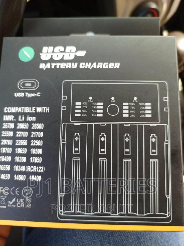 Ups Li-Ion 1860 Digital Charger · Photo 4