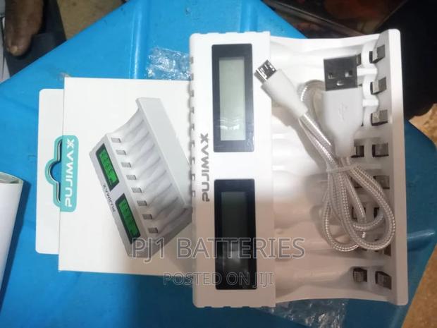 8 Slot AA Digital Charger · Photo 2