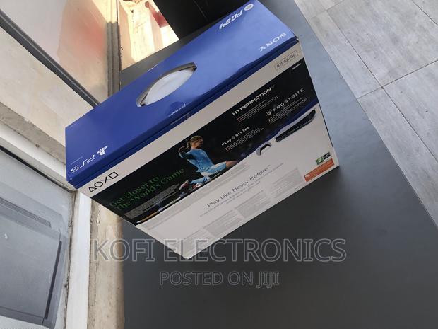 Experience New Features SONY PLAYSTATION 5 CONSOLE · Photo 2