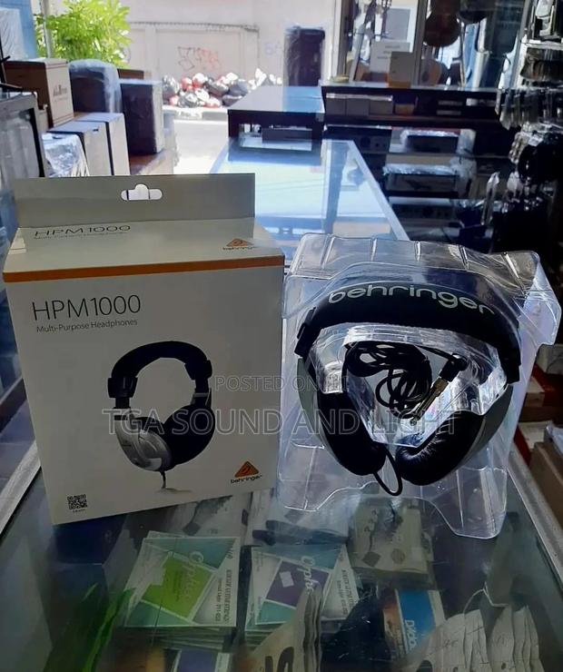 Headphones for Studio Recording · Photo 2