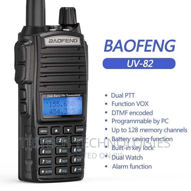 Walikie Talkie Baofeng UV-82 With Earpiece (Dual Band) Radio · Photo 2