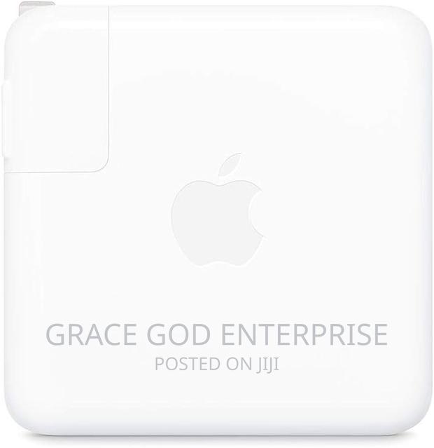 61w Original Macbook Usb C Power Adapter · Photo 4