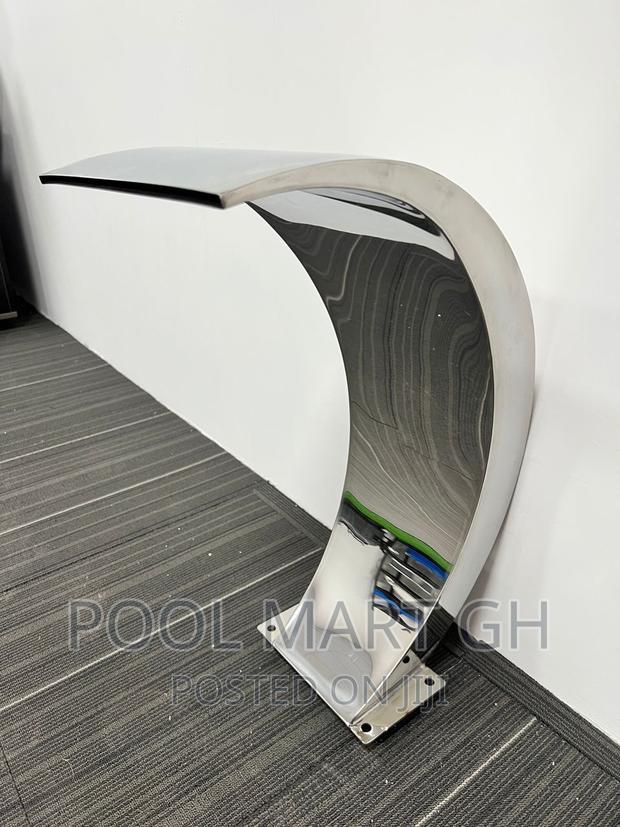 Ark-Hook Fountain/Waterfall · Photo 2