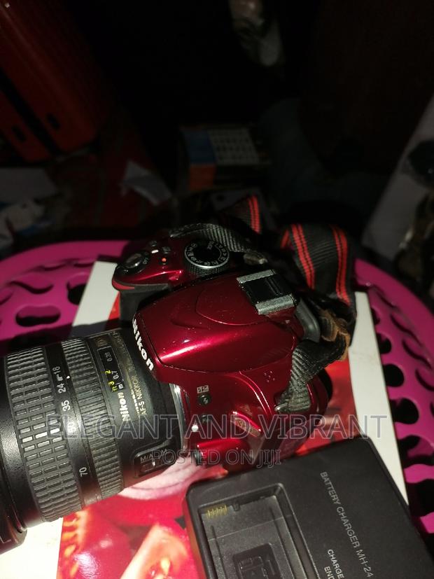 Nikon D3200 in Purple Colour Abroad Use Condition photo 4