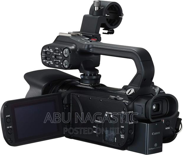 Canon XA40 Video Camcorder Camera · Photo 4