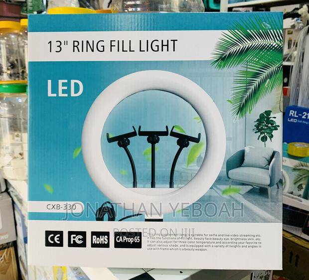 13inches Ringlight With Stand · Photo 3