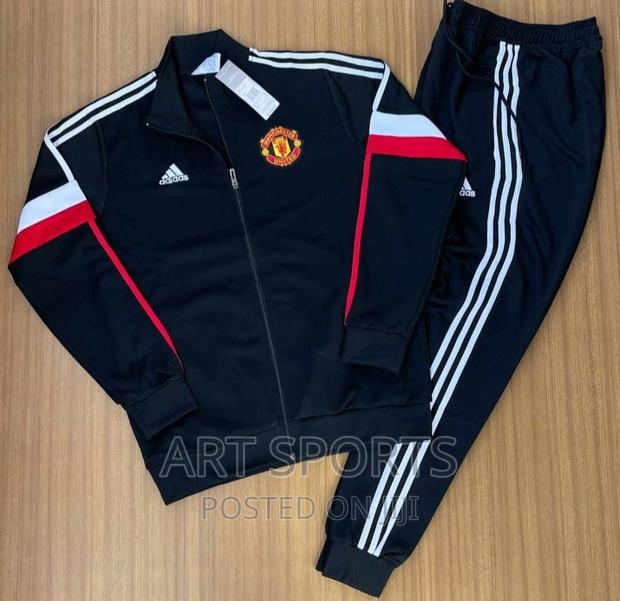 CLUB Tracksuits · Photo 3
