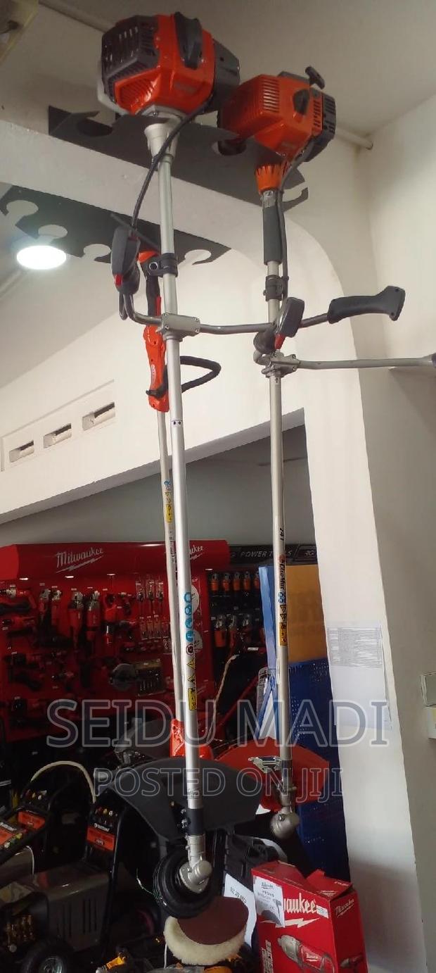 Italian Brush Cutter · Photo 2