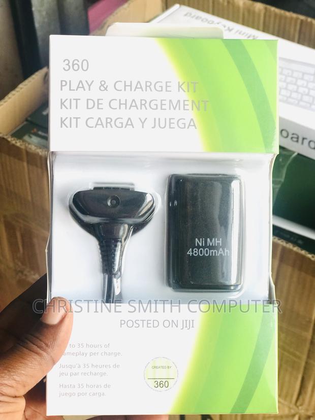 Xbox 360 Charging Kit With Reachable Battery · Photo 3