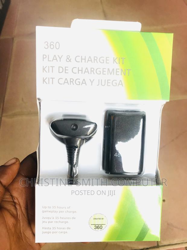 Xbox 360 Charging Kit With Reachable Battery · Photo 4