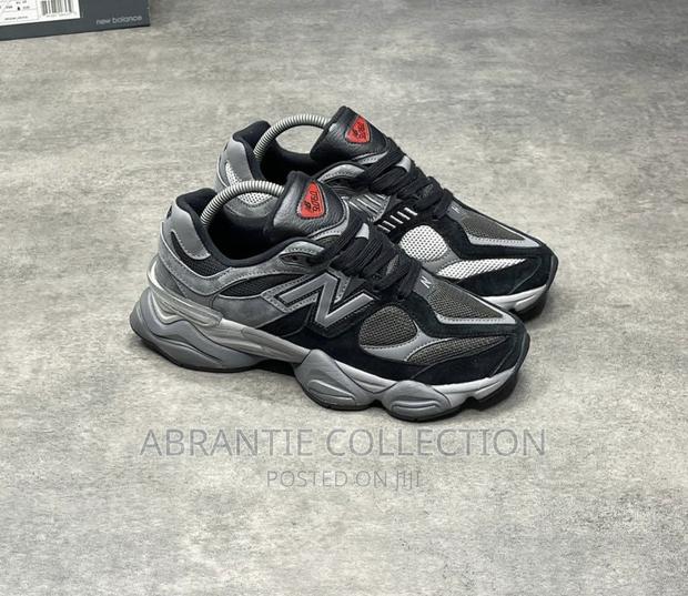 New Balance 9060 · Photo 3