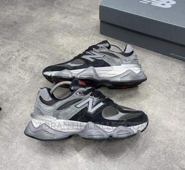 New Balance 9060 · Photo 4