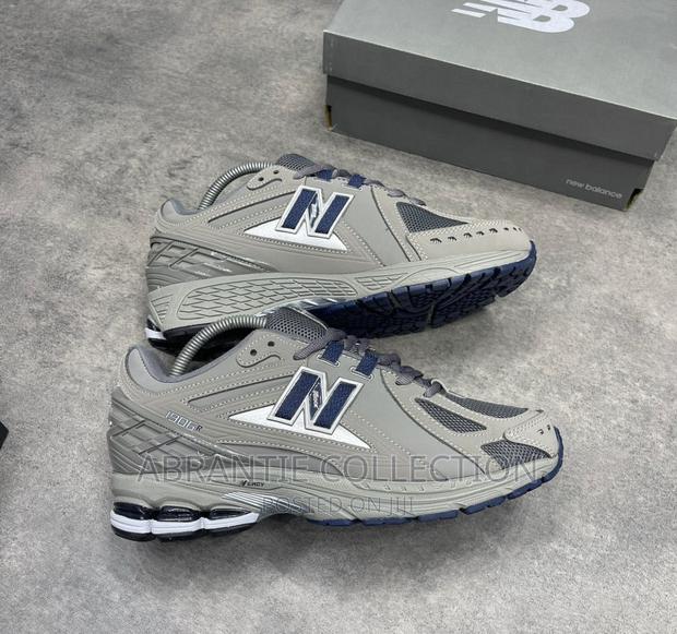New Balance 1906r Grey/Indigo · Photo 3