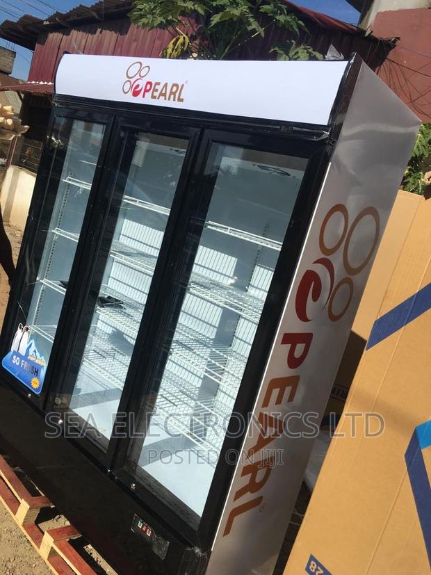 Available Pearl Display Fridge PVC-150 ,950 L 3door · Photo 2