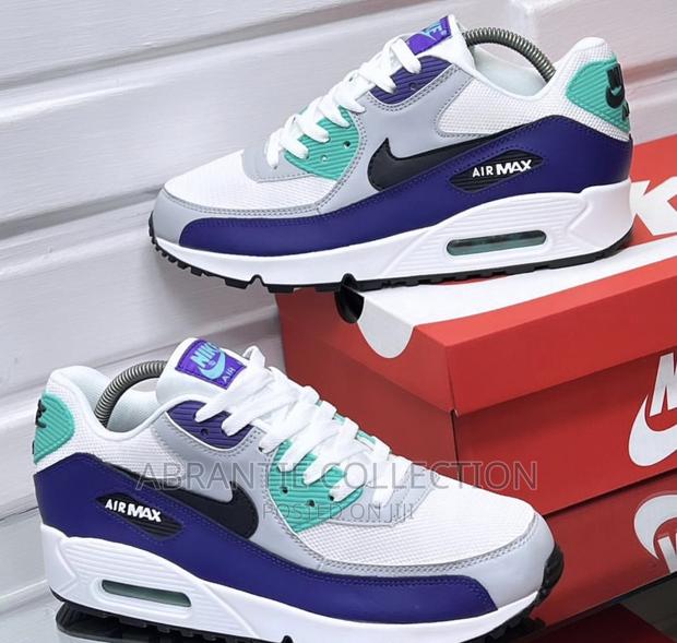 Nike Airmax 90 Essential Grape · Photo 4