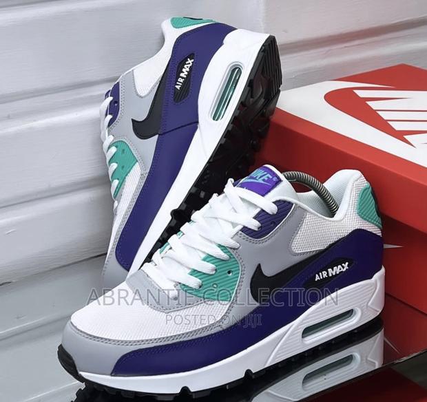Nike Airmax 90 Essential Grape · Photo 3