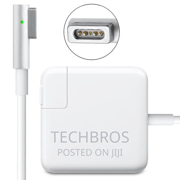 Apple 60W Magsafe for Macbook 13-Inch Macbook · Photo 4