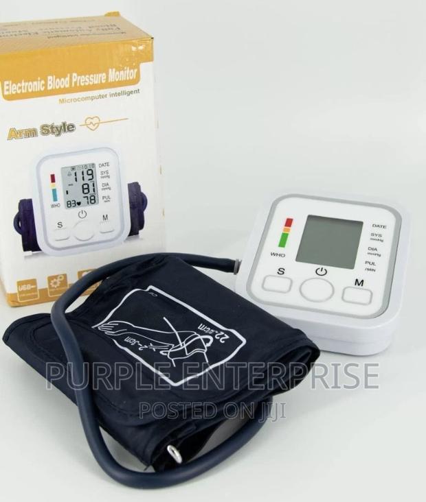 Arm Style Bp Machine · Photo 3