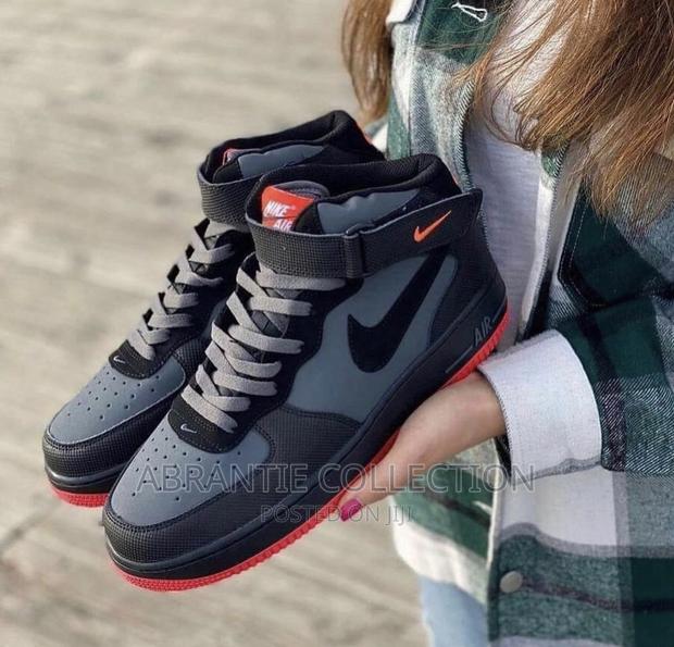 Nike Air Force 1 Mid 07 · Photo 4