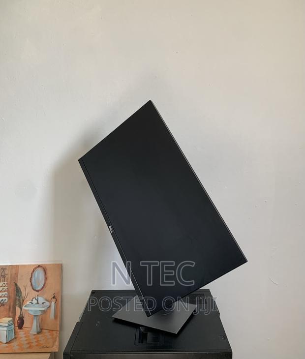 24 Inches Edgeless Dell Monitor · Photo 4