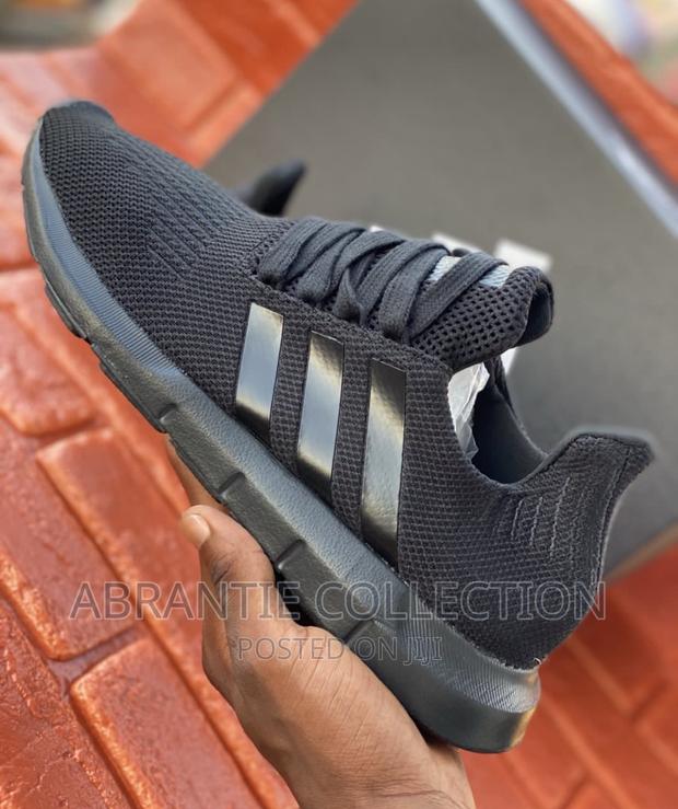 Adidas Swift Run · Photo 4