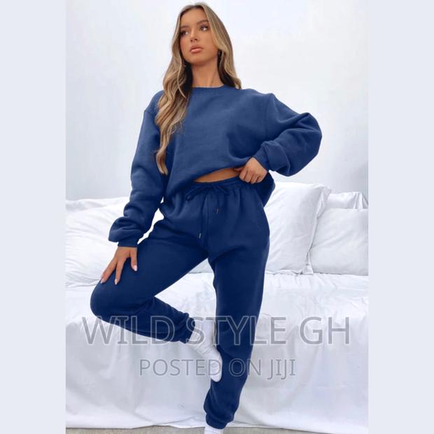 Warm Premium Sweatshirt Tracksuit photo 3