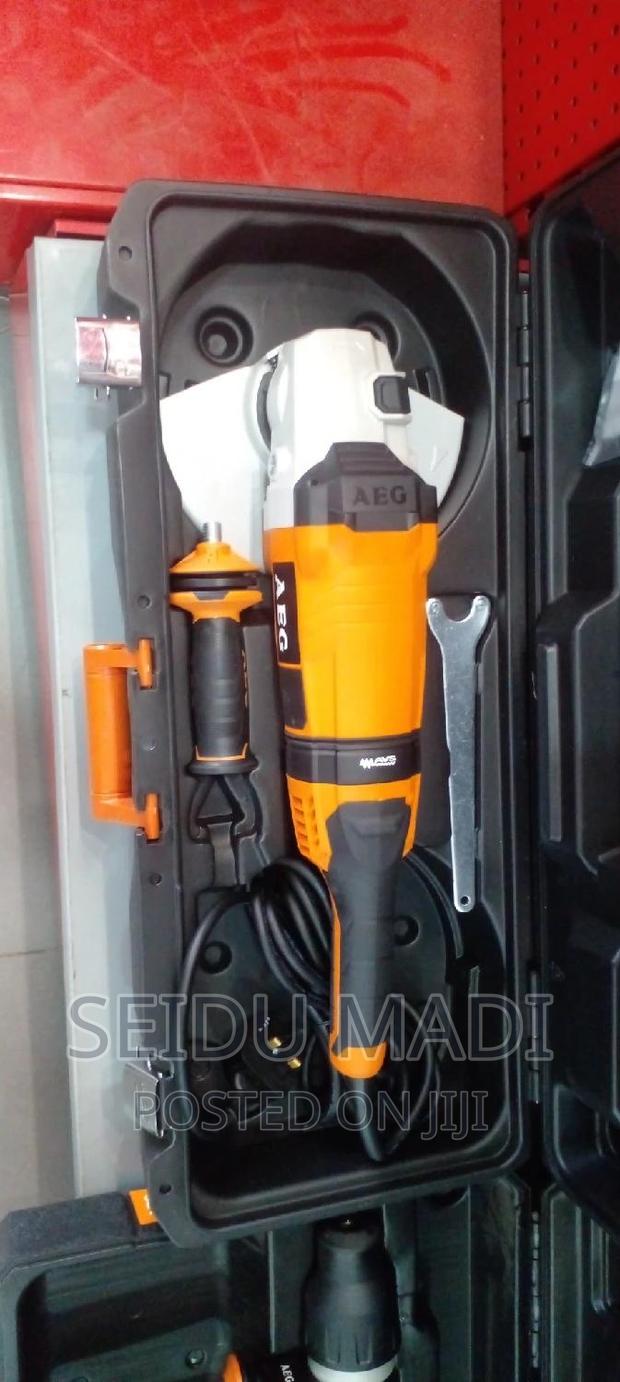 AGE Angle Grinder · Photo 2