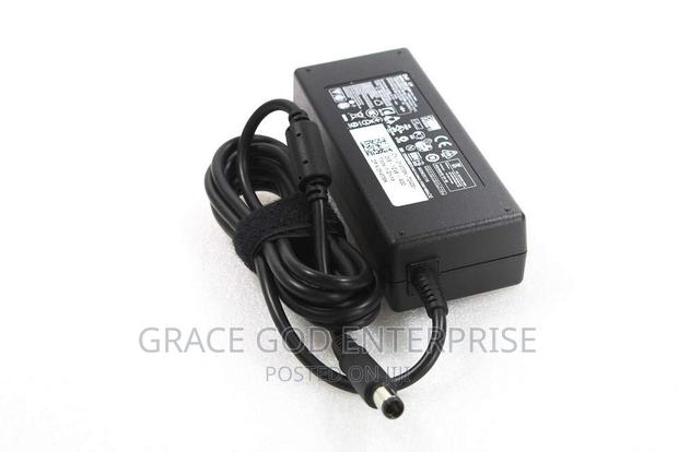 Dell Small Pin Charger 90W · Photo 4