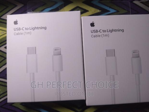 Type C to iPhone Cable · Photo 1
