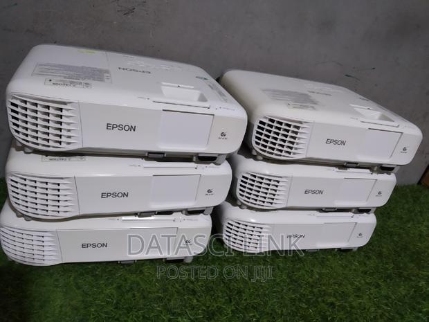 Uk Highdefinition Eb-970 4000lumens Epson Projector