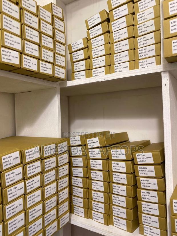 Brand New Laptop Batteries in Good Condition · Photo 4