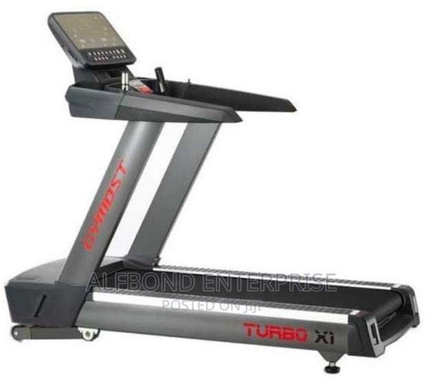 Gymost Commercial Treadmill · Photo 4