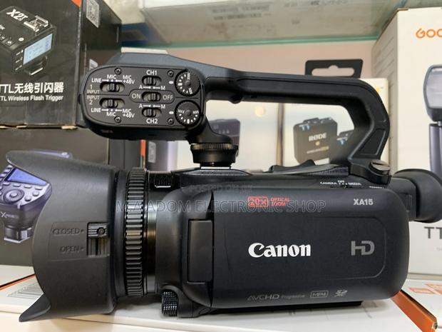 Uk Used Canon Xa15 1080p Full HD Video Camcorder · Photo 2
