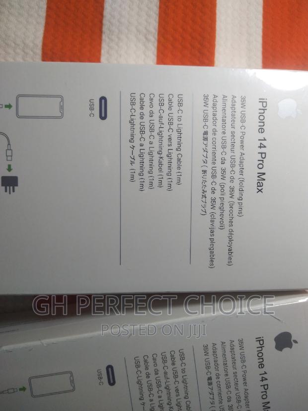 Type C to iPhone Fast Charger 35wts · Photo 2