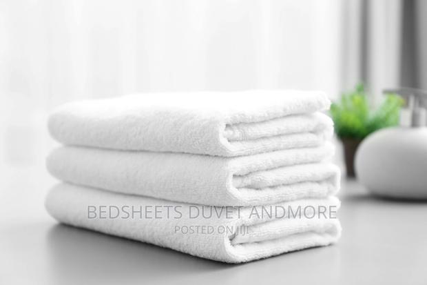 White Bath Towel · Photo 3
