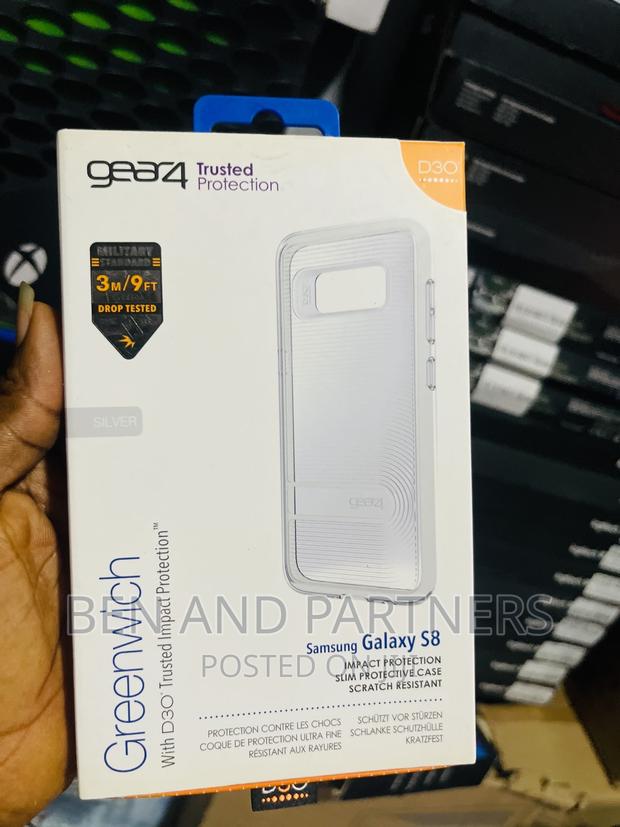 Gear4 D3O Cover Silver, Greenwich for Galaxy S8 · Photo 3